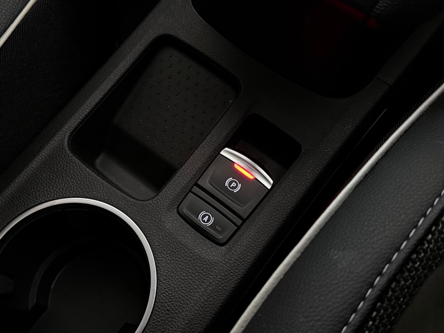 Used Renault Captur 2020 for sale - 76468416: Photo 40