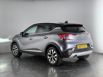 Used Renault Captur 2020 for sale - 76468416: Photo