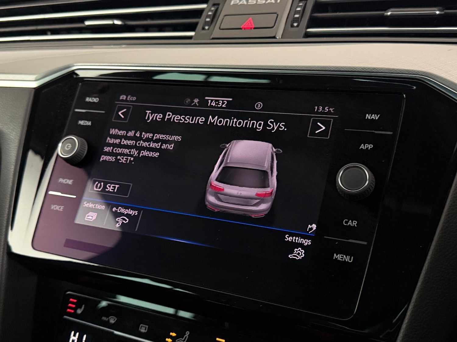 Used Volkswagen Passat 2022 for sale - 77221819: Photo 29