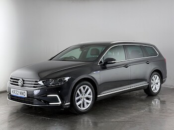 Used Volkswagen Passat 2022 for sale - 77221819: Photo