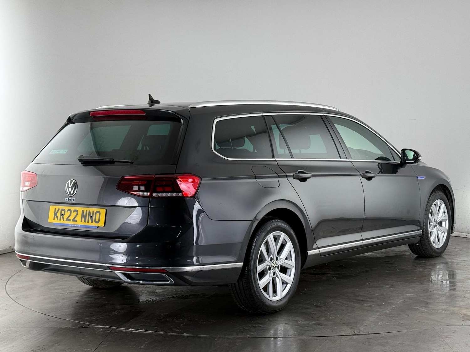 Used Volkswagen Passat 2022 for sale - 77221819: Photo 4