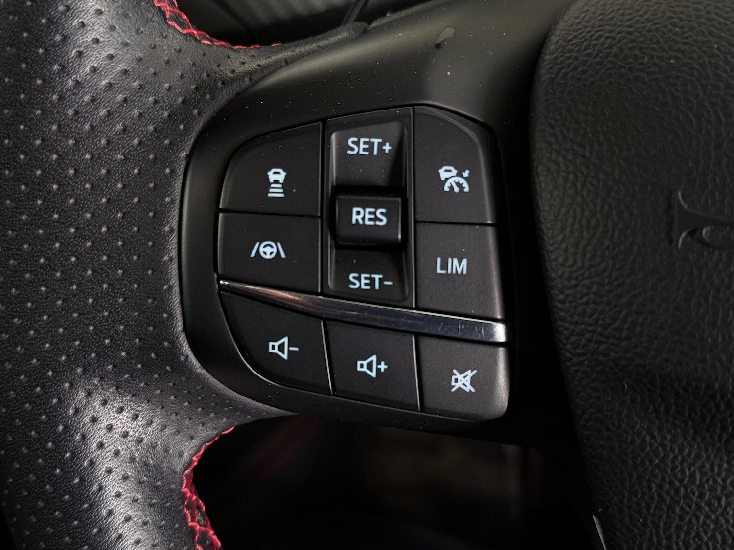 Used Ford Focus 2019 for sale - 77222096: Photo 19