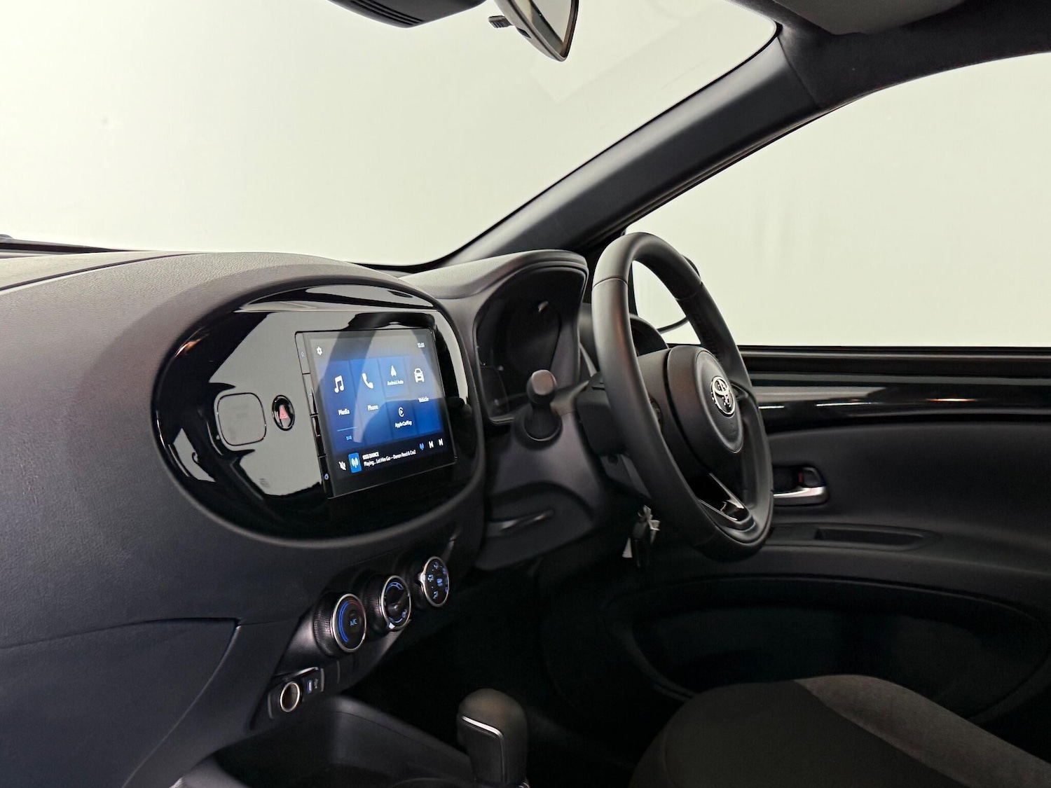 Used Toyota Aygo X 2024 for sale - 77217469: Photo 12