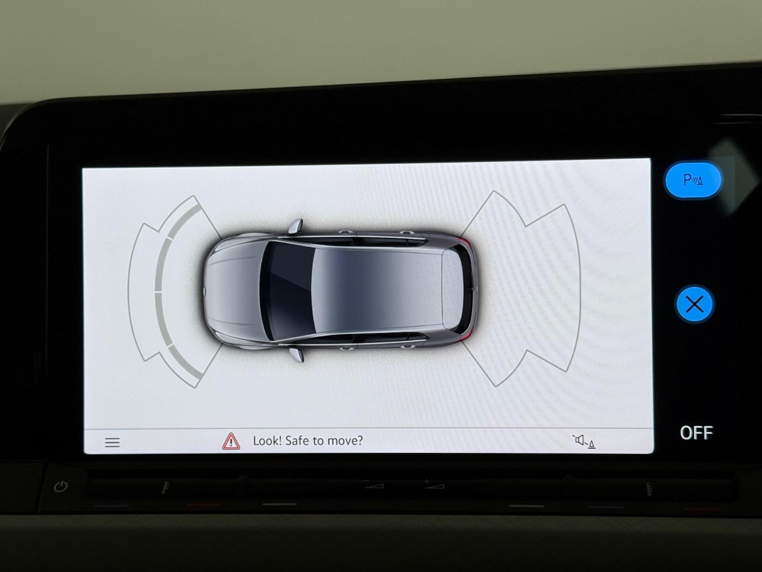 Used Volkswagen Golf 2022 for sale - 77243346: Photo 32