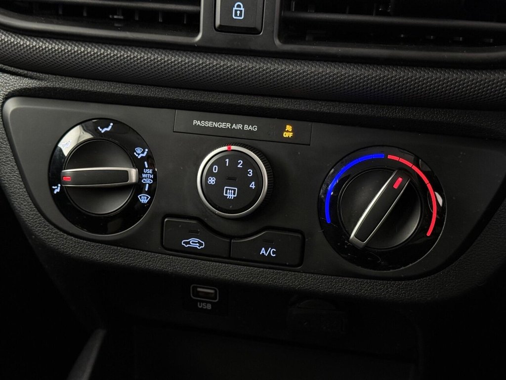 Used Hyundai i10 2023 for sale - 76323526: Photo 35