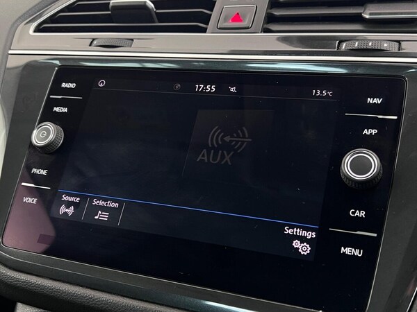 Used Volkswagen Tiguan 2018 for sale - 75062436: Photo 32