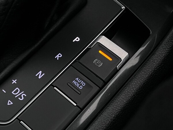 Used Volkswagen Tiguan 2018 for sale - 75062436: Photo 47