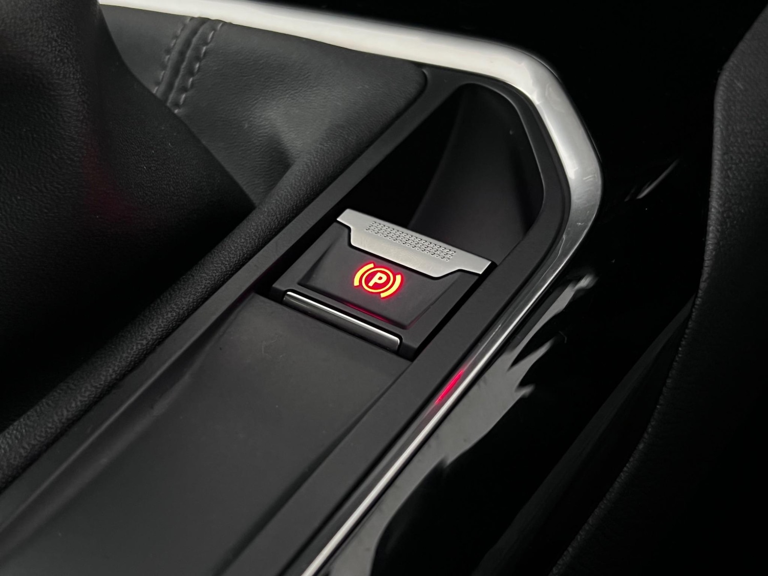 Used Peugeot 5008 2018 for sale - 77243756: Photo 31