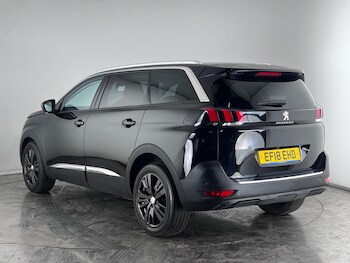 Used Peugeot 5008 2018 for sale - 77243756: Photo
