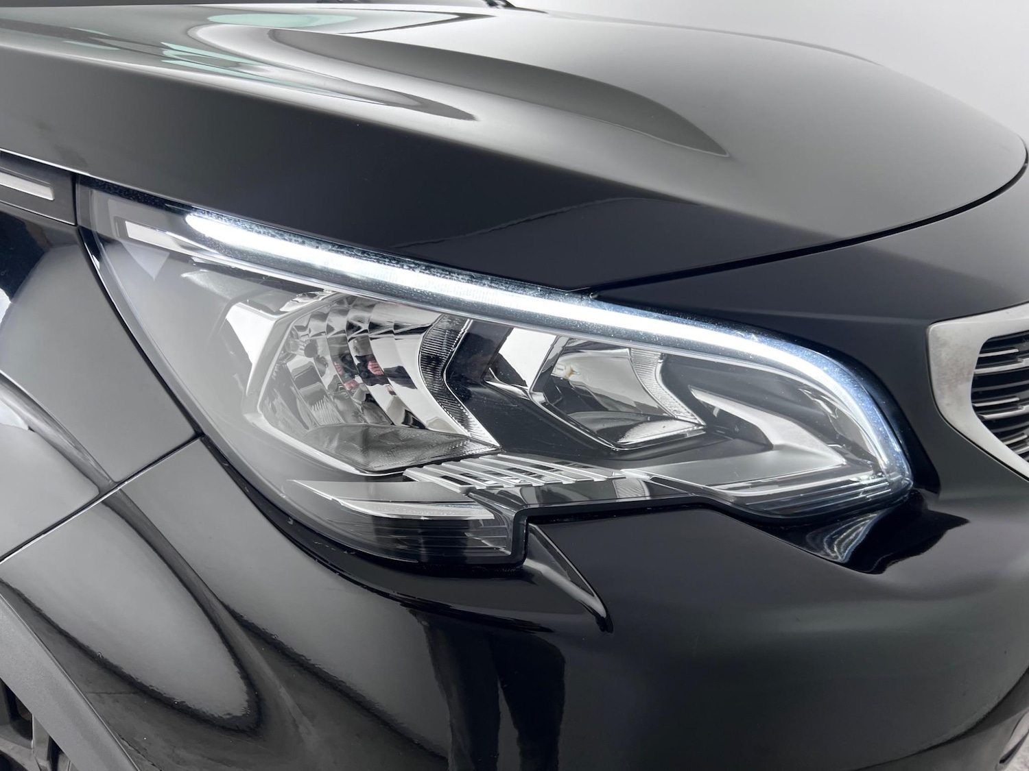 Used Peugeot 5008 2018 for sale - 77243756: Photo 6