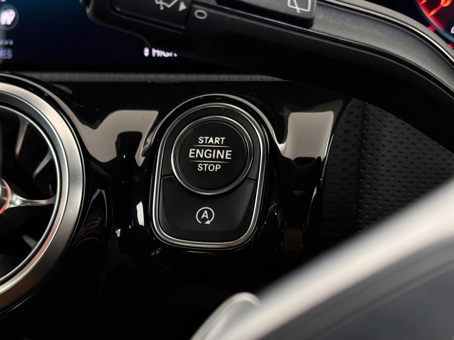 Used Mercedes-Benz A-Class 2020 for sale - 76468075: Photo 41