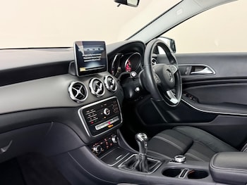 Used Mercedes-Benz GLA 2018 for sale - 79189187: Photo