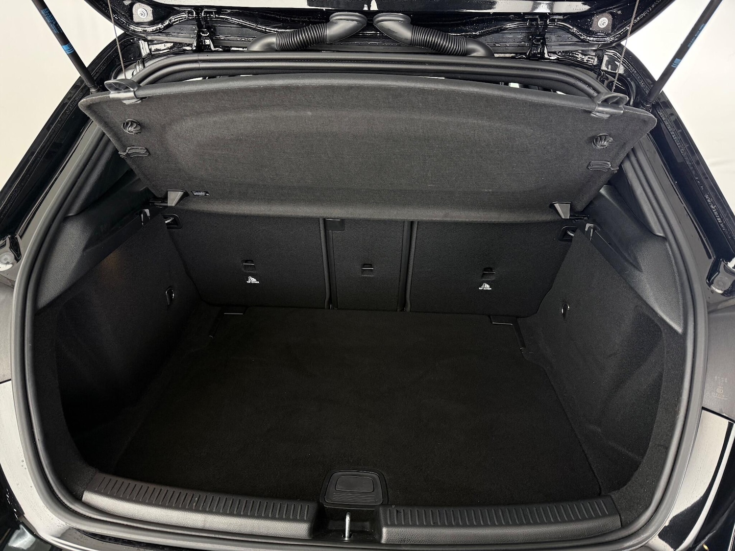 Used Mercedes-Benz A-Class 2019 for sale - 77180959: Photo 10