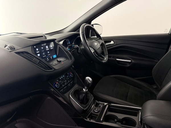 Used Ford Kuga 2017 for sale - 75992615: Photo 17