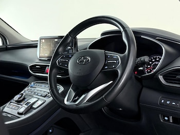 Used Hyundai Santa Fe 2022 for sale - 79605940: Photo
