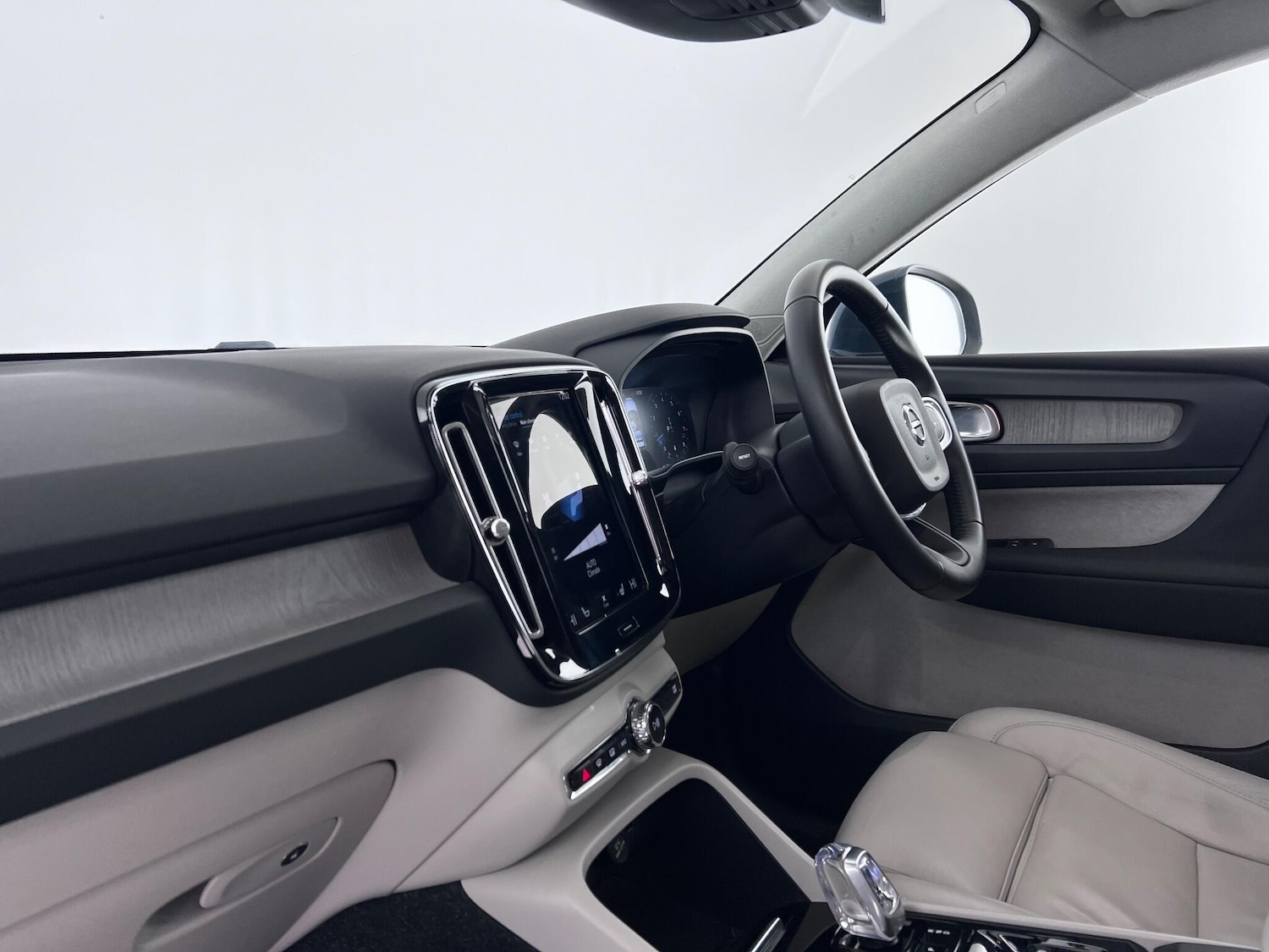 Used Volvo XC40 2020 for sale - 76468578: Photo 19