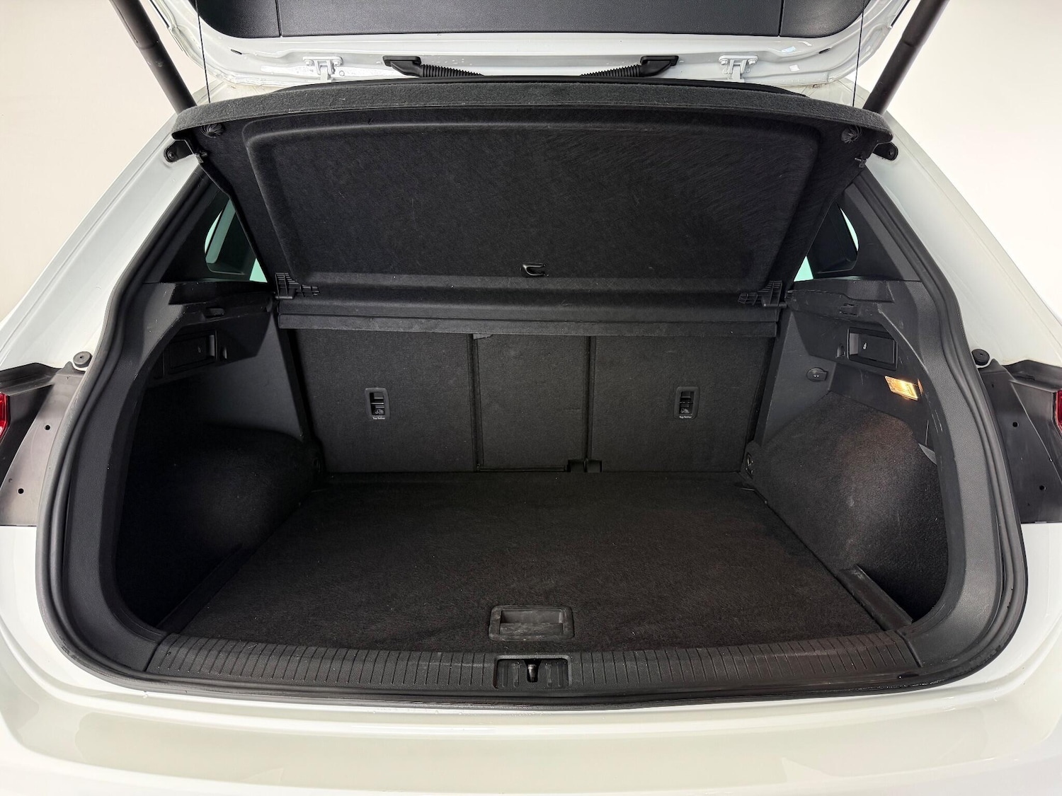 Used Volkswagen Tiguan 2020 for sale - 77217192: Photo 9