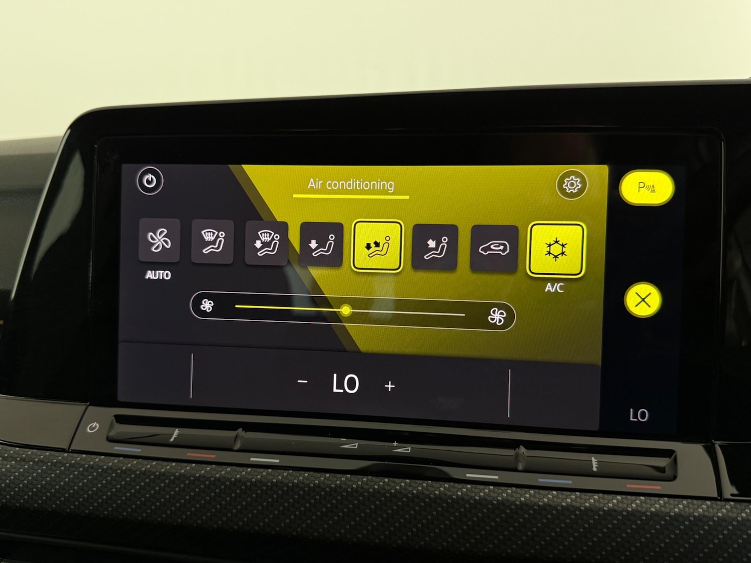 Used Volkswagen Golf 2021 for sale - 77946931: Photo 33