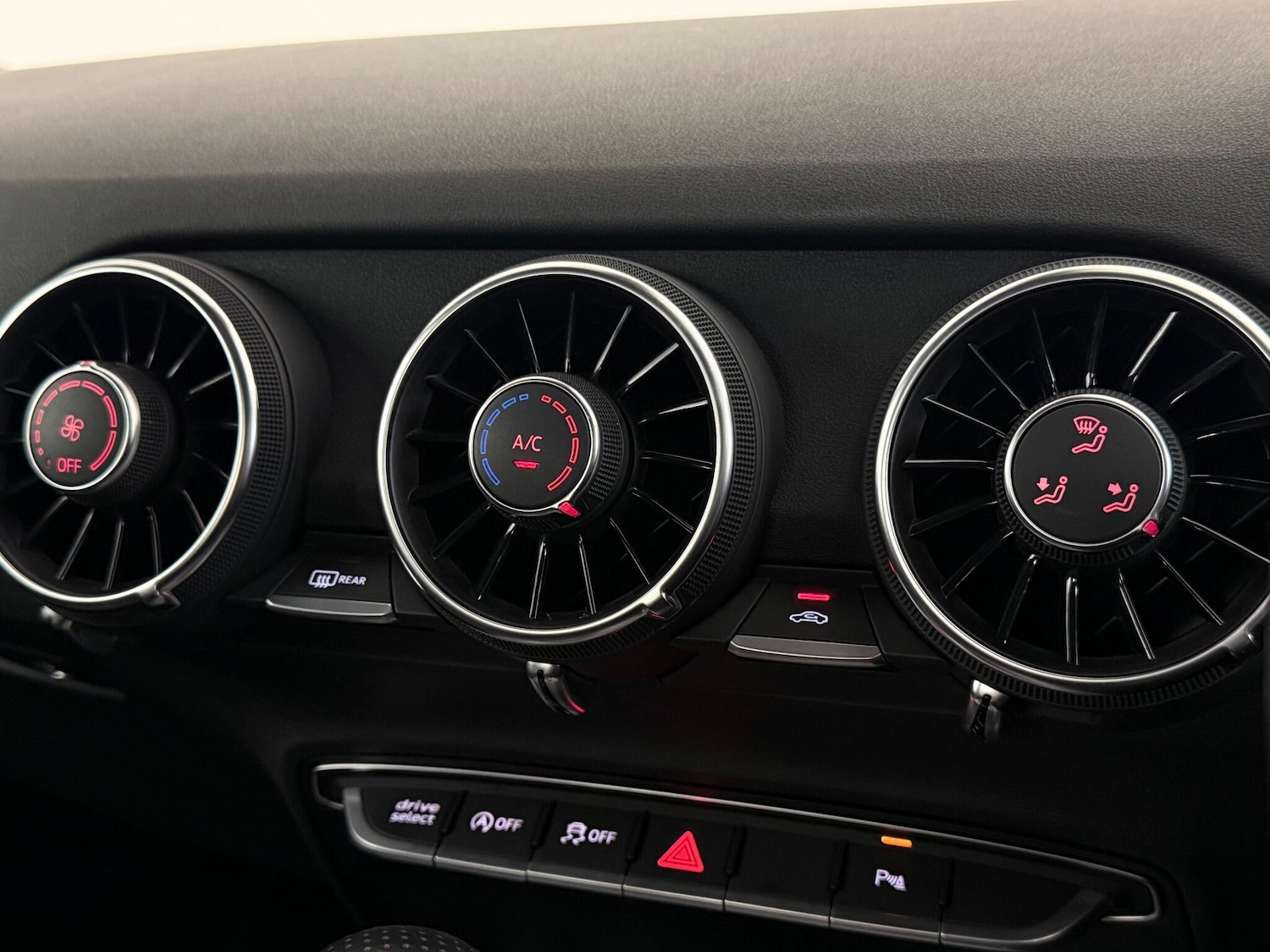 Used Audi TT 2021 for sale - 76468183: Photo 34