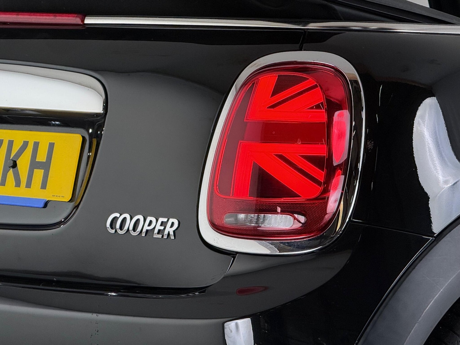 Used MINI Convertible 2019 for sale - 77260267: Photo 8