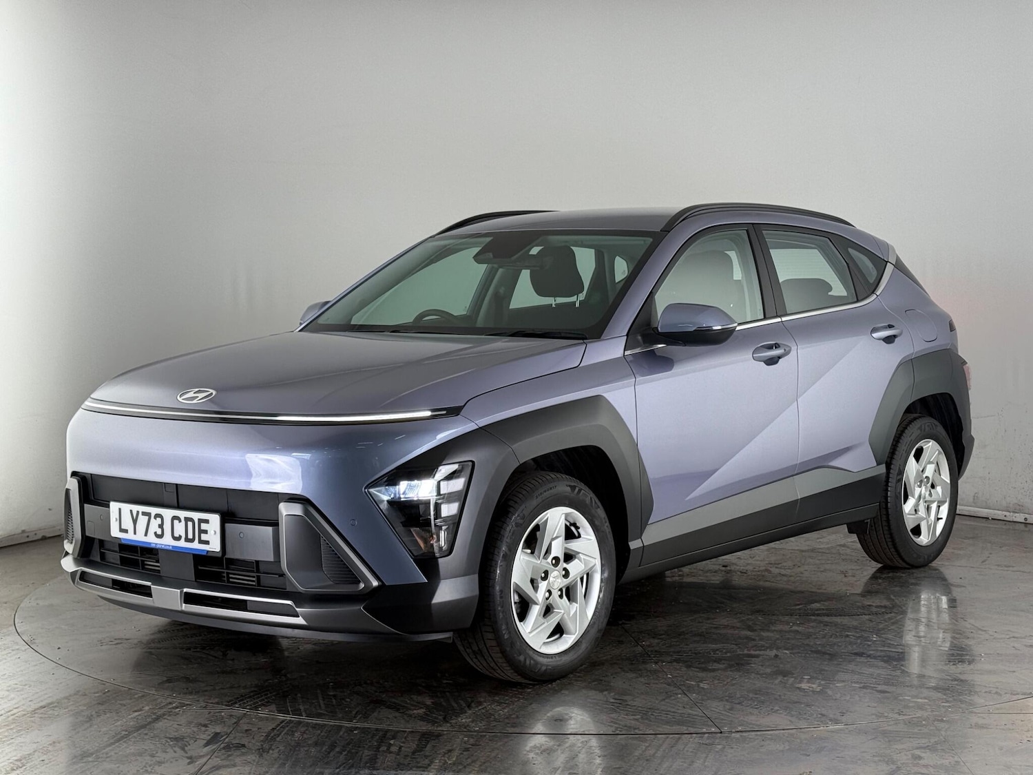 Used Hyundai KONA 2023 for sale - 77243195: Photo 2