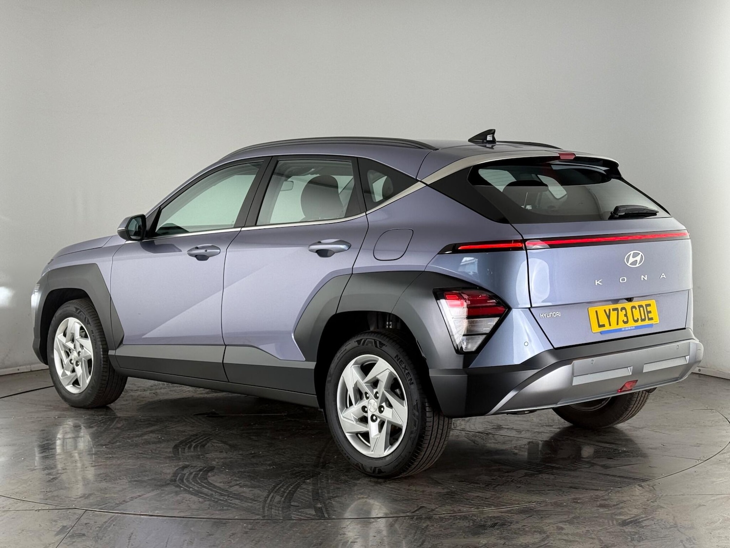 Used Hyundai KONA 2023 for sale - 77243195: Photo 4