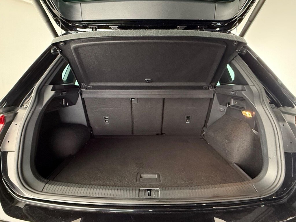 Used Volkswagen Tiguan 2019 for sale - 76261406: Photo 12