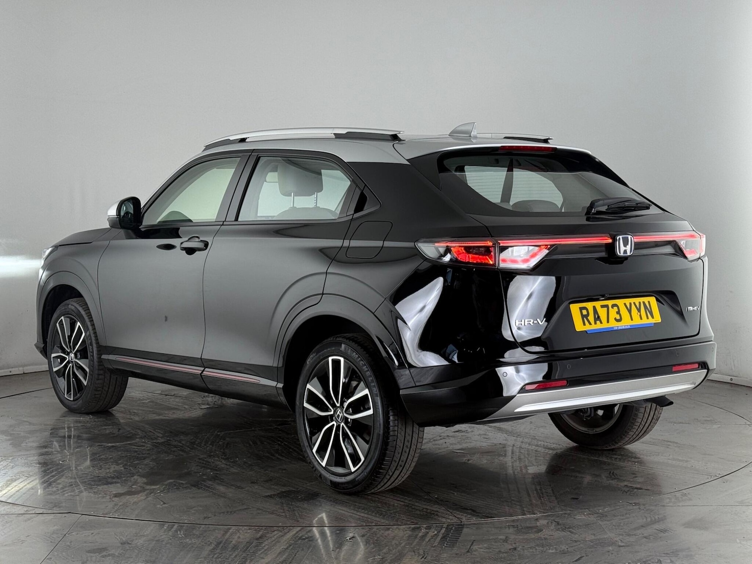 Used Honda HR-V 2024 for sale - 77181108: Photo 4