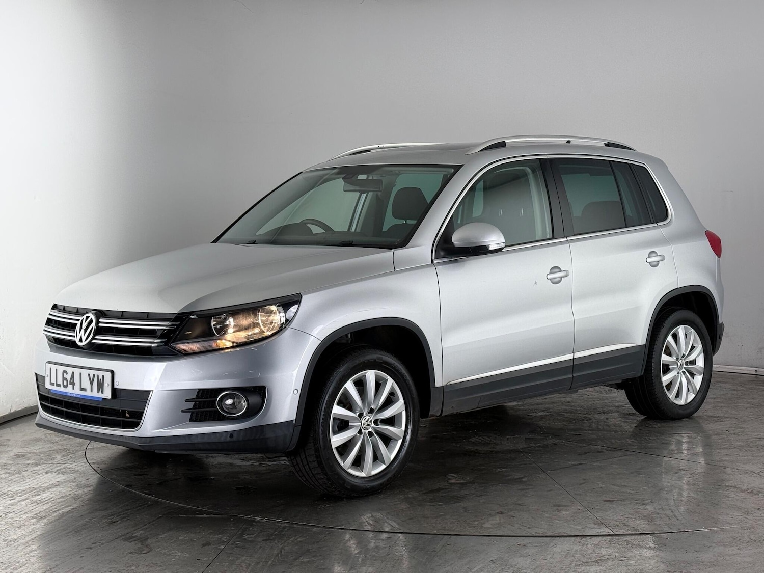 Used Volkswagen Tiguan 2014 for sale - 77246171: Photo 5