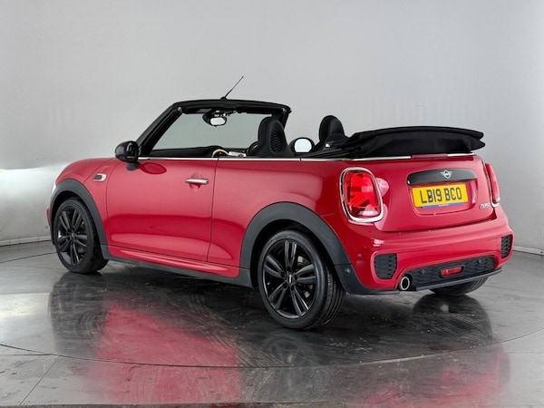 Used MINI Convertible 2019 for sale - 76203103: Photo 5