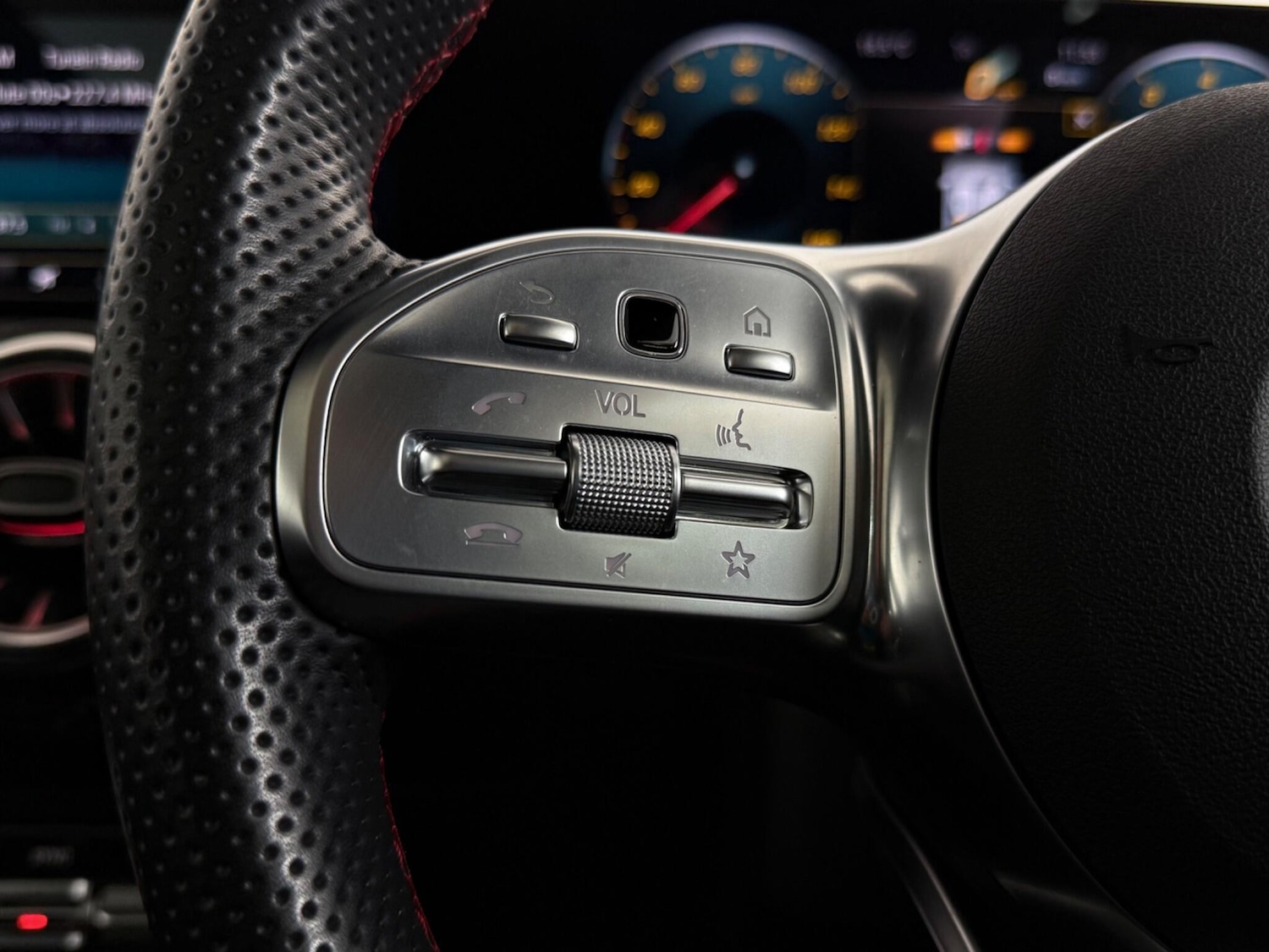 Used Mercedes-Benz A-Class 2021 for sale - 76468452: Photo 28