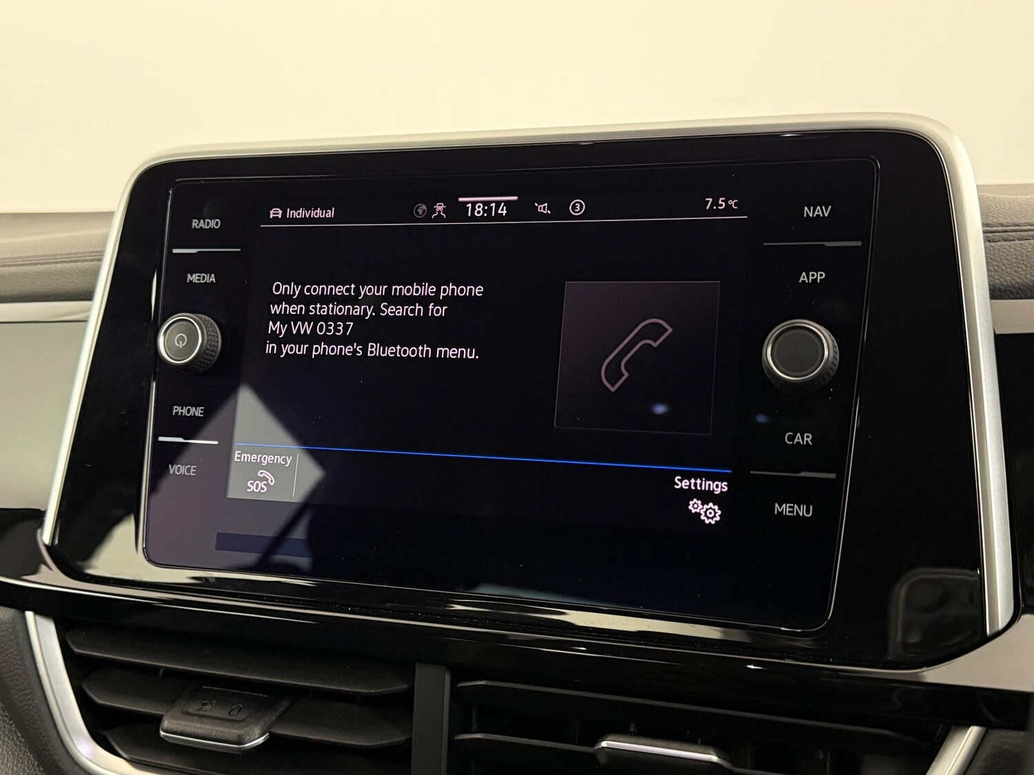 Used Volkswagen T-Roc 2022 for sale - 76620496: Photo 35