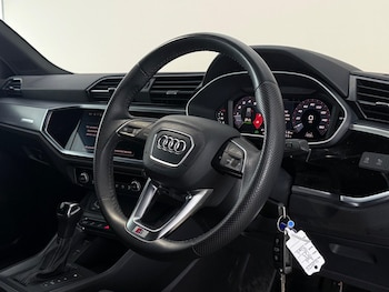 Used Audi Q3 2019 for sale - 79121945: Photo