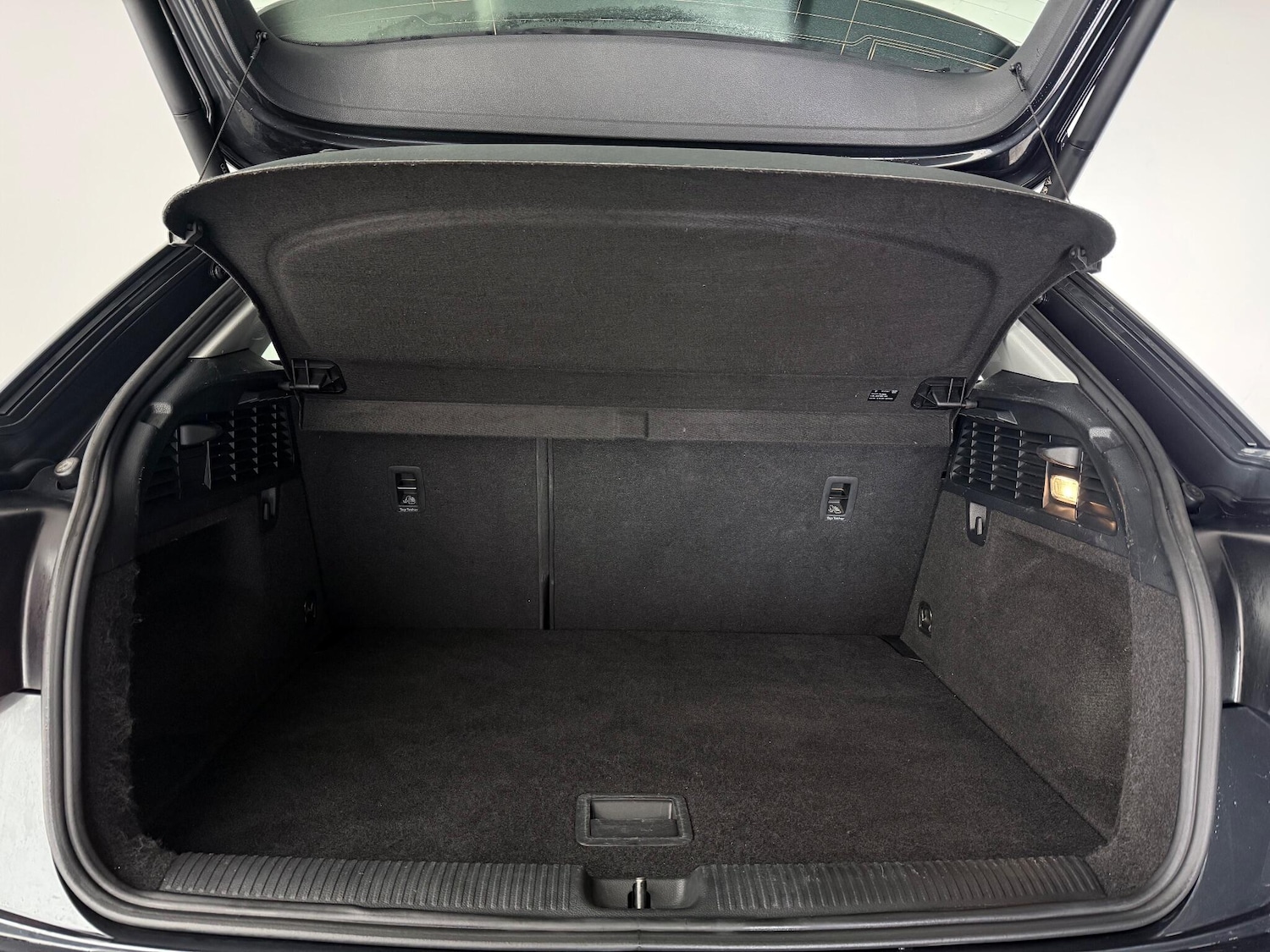 Used Audi Q2 2021 for sale - 77260125: Photo 9