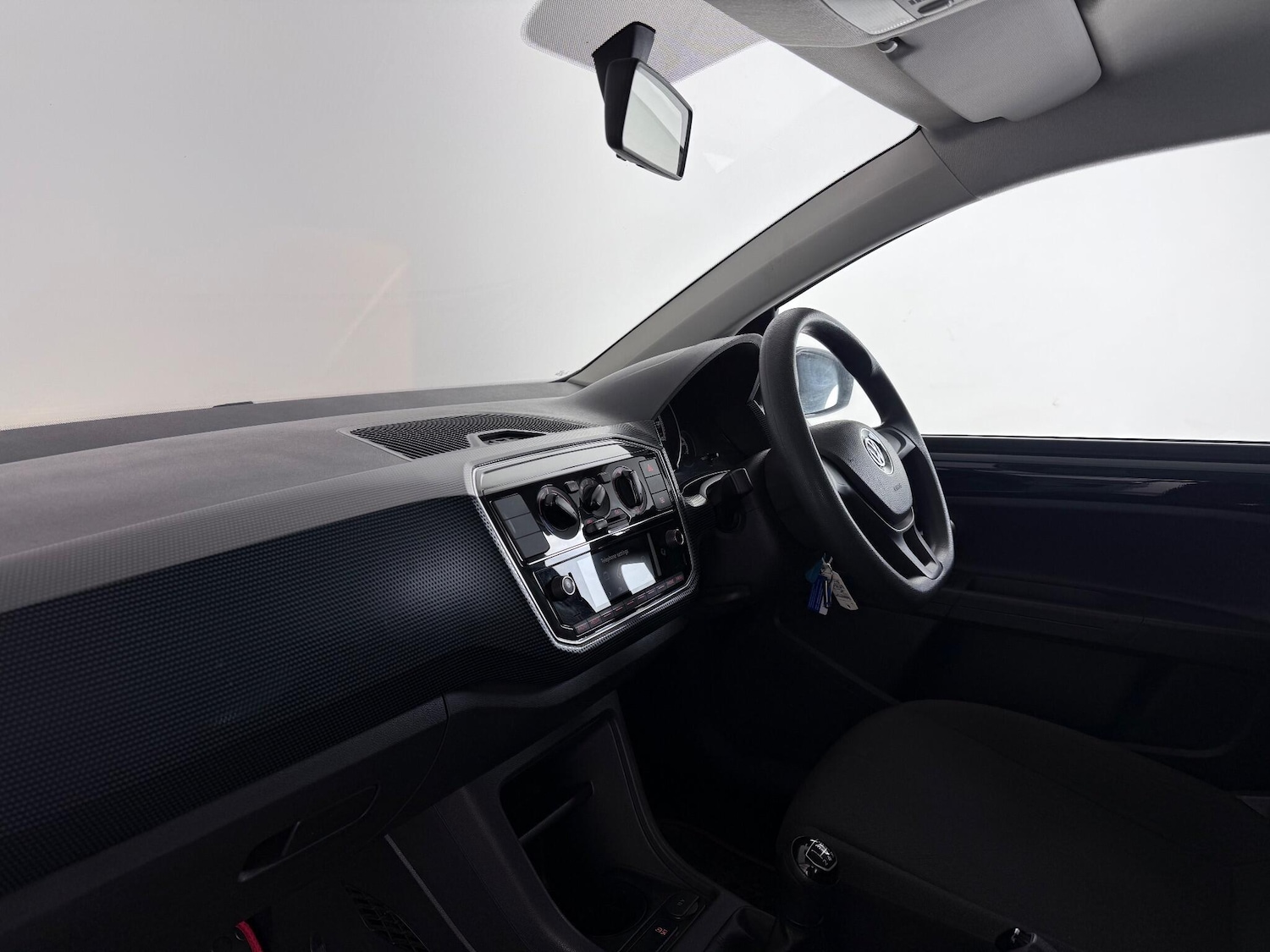 Used Volkswagen up! 2018 for sale - 77259780: Photo 13