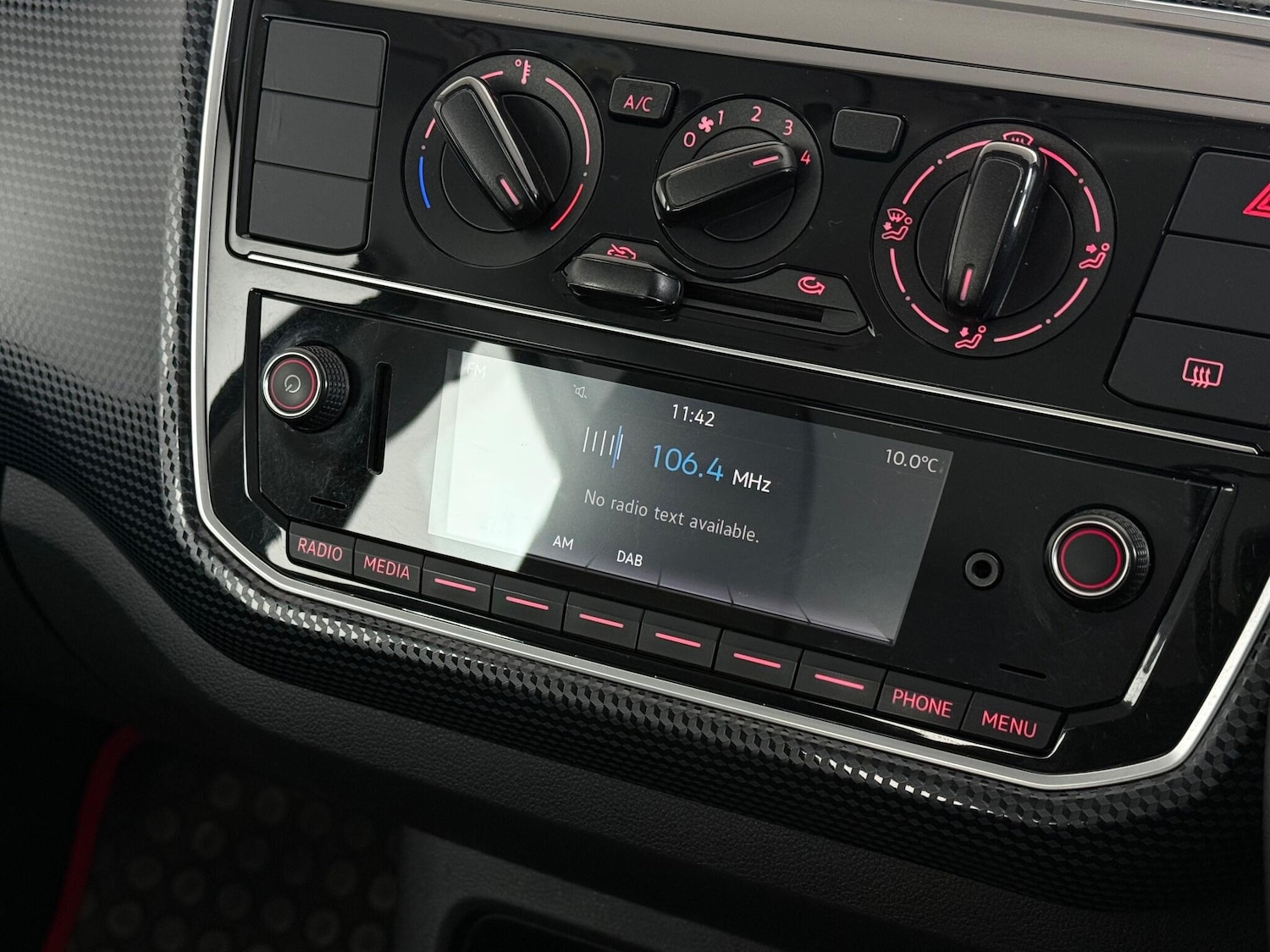 Used Volkswagen up! 2018 for sale - 77259780: Photo 23