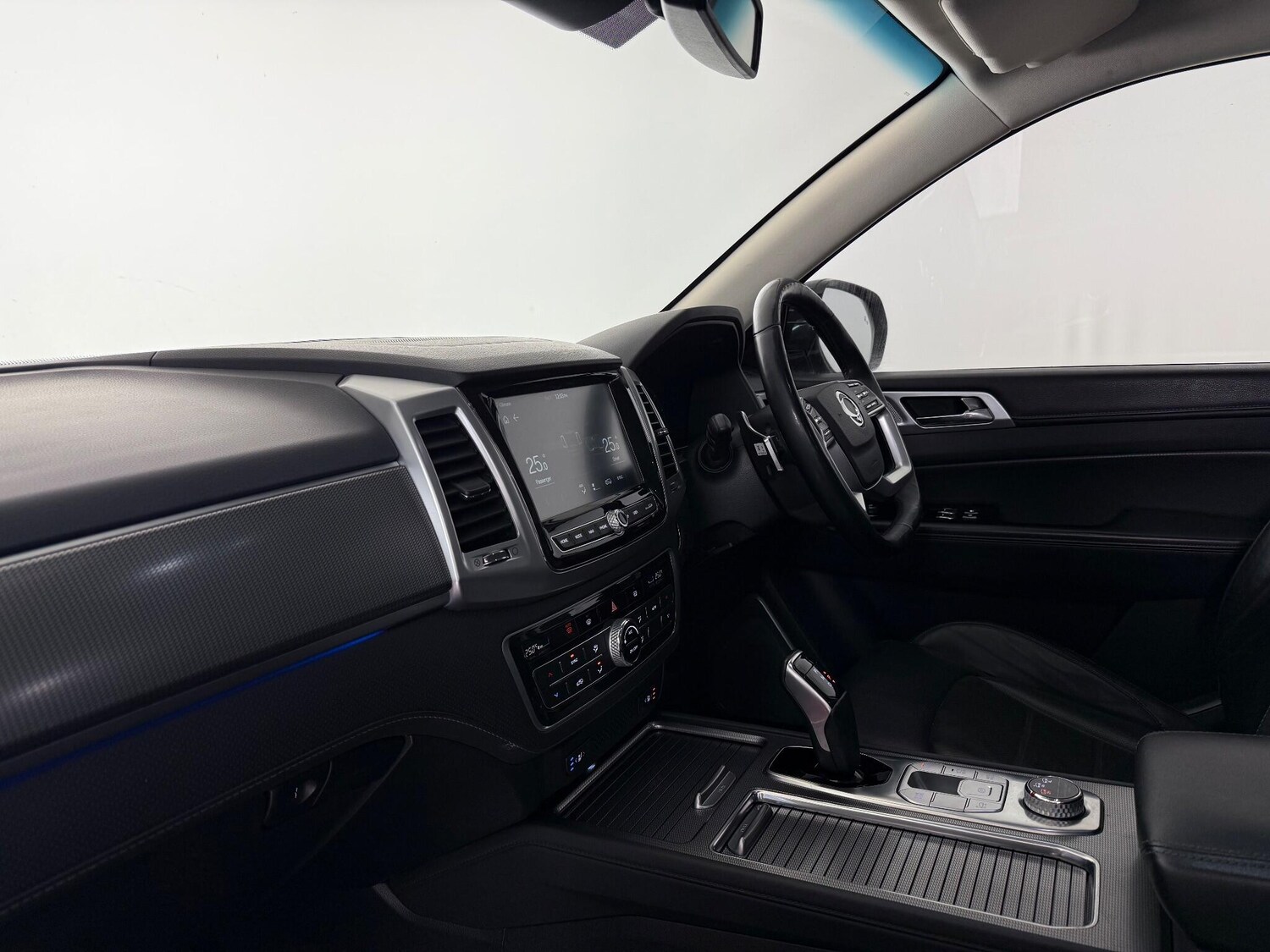 Used Ssangyong Rexton 2021 for sale - 77243132: Photo 14