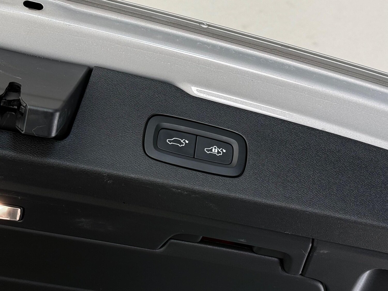 Used Volvo V60 2022 for sale - 77809261: Photo 11