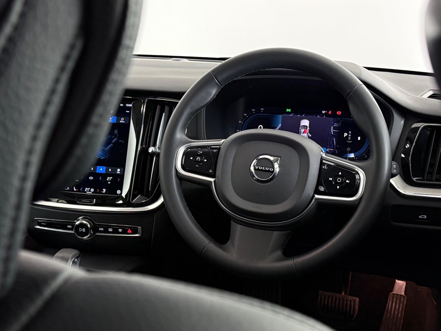 Used Volvo V60 2022 for sale - 77809261: Photo 18