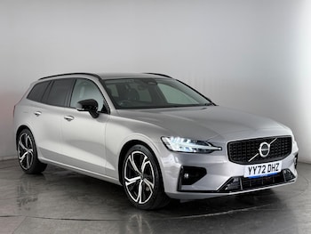 Used Volvo V60 2022 for sale - 77809261: Photo