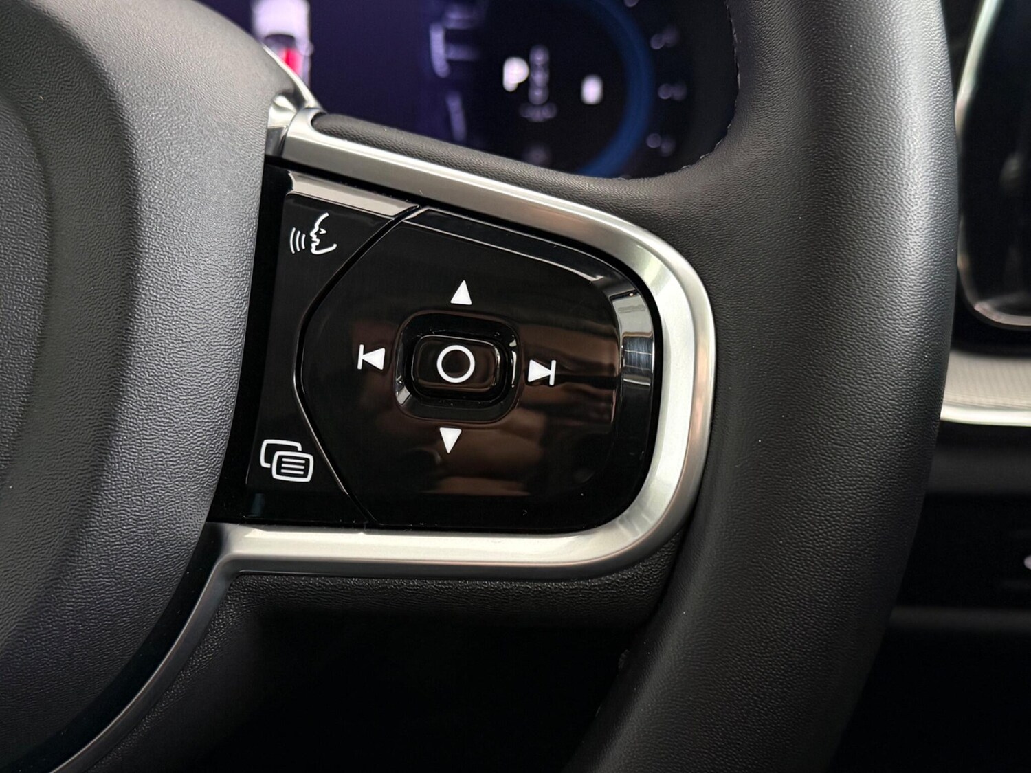 Used Volvo V60 2022 for sale - 77809261: Photo 21