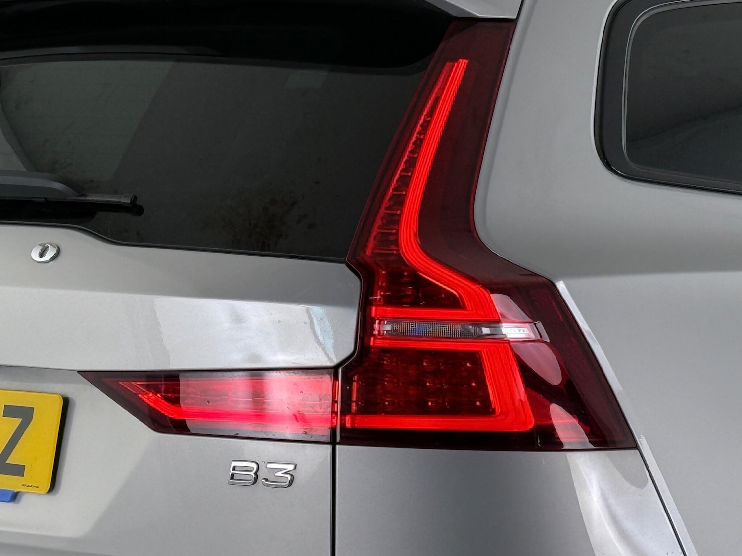 Used Volvo V60 2022 for sale - 77809261: Photo 8