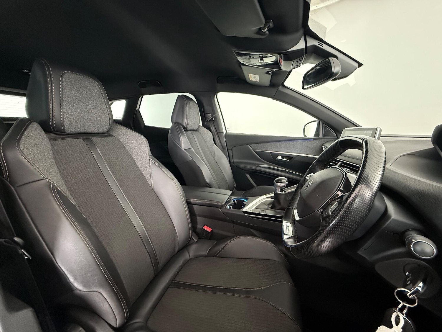 Used Peugeot 3008 2019 for sale - 77217201: Photo 12