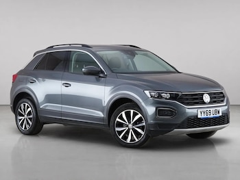 Used Volkswagen T-Roc 2019 for sale - 79111963: Photo