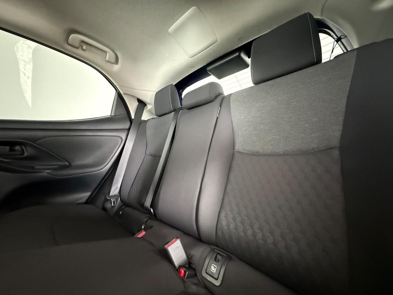 Used Toyota Yaris 2022 for sale - 77511542: Photo 11