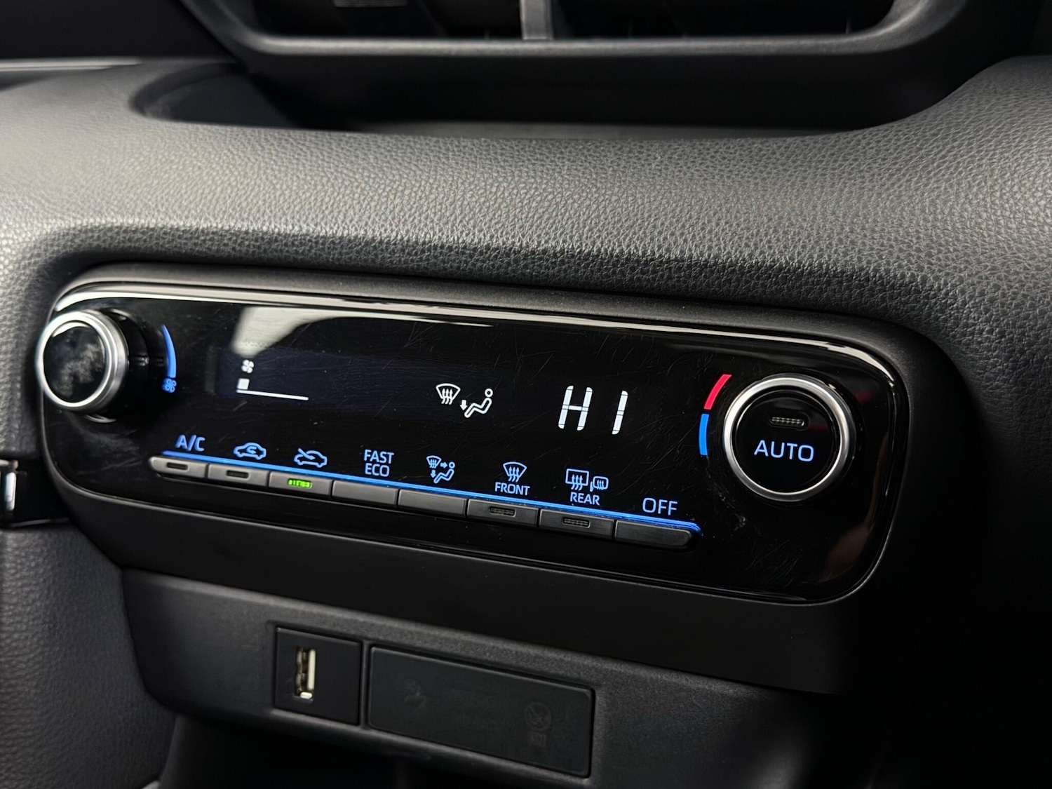 Used Toyota Yaris 2022 for sale - 77511542: Photo 27