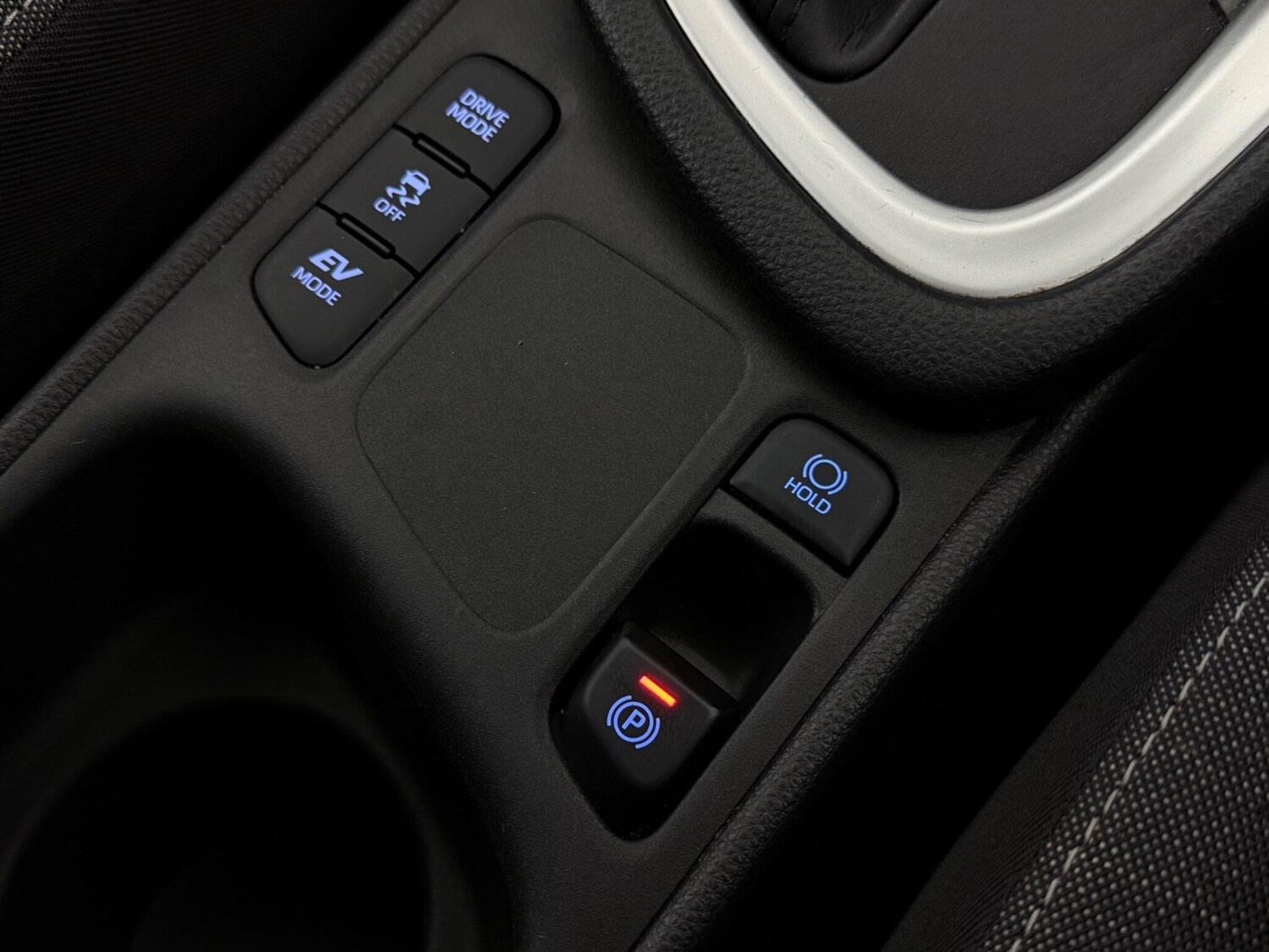 Used Toyota Yaris 2022 for sale - 77511542: Photo 28