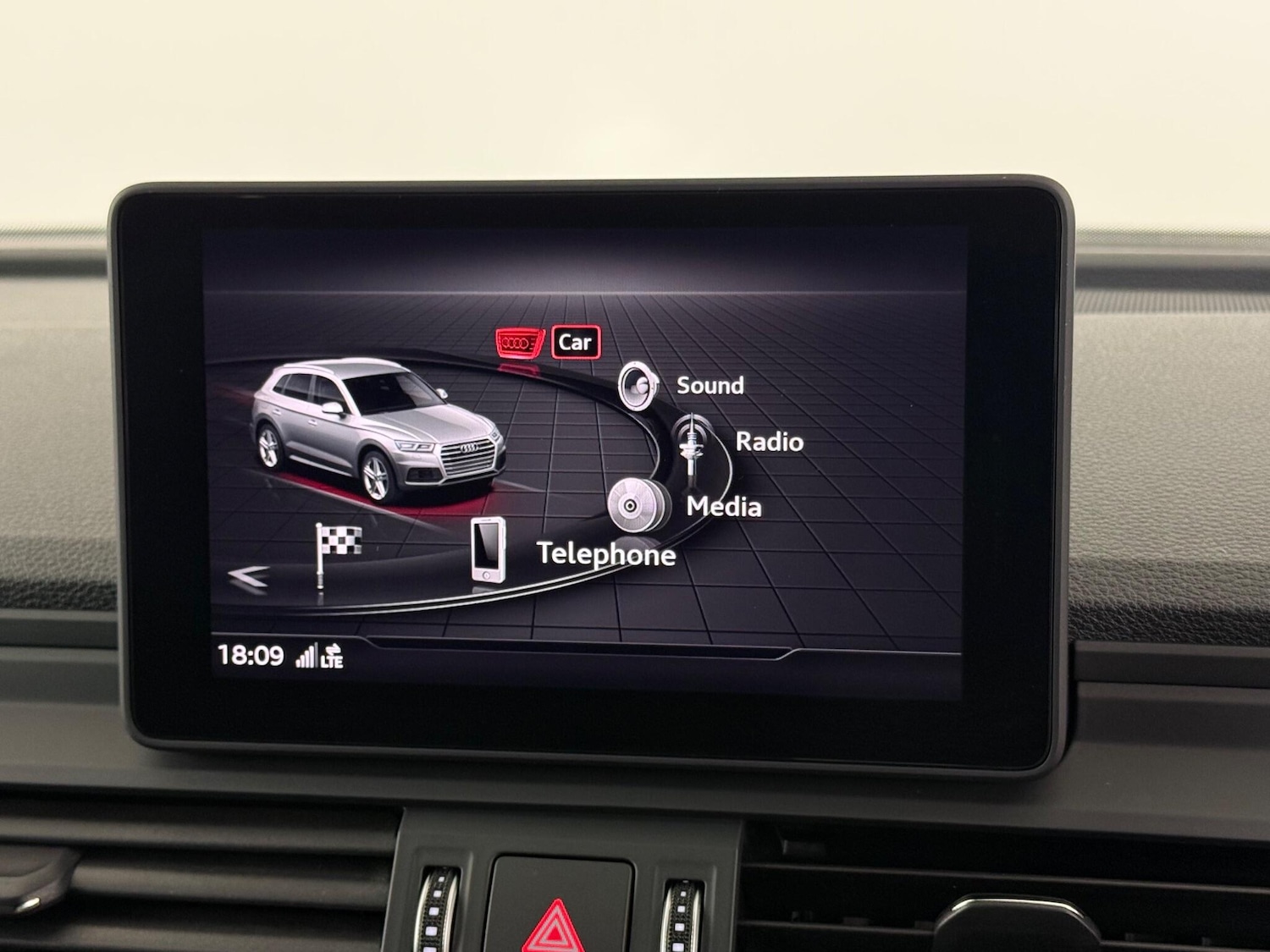 Used Audi Q5 2019 for sale - 76468242: Photo 34