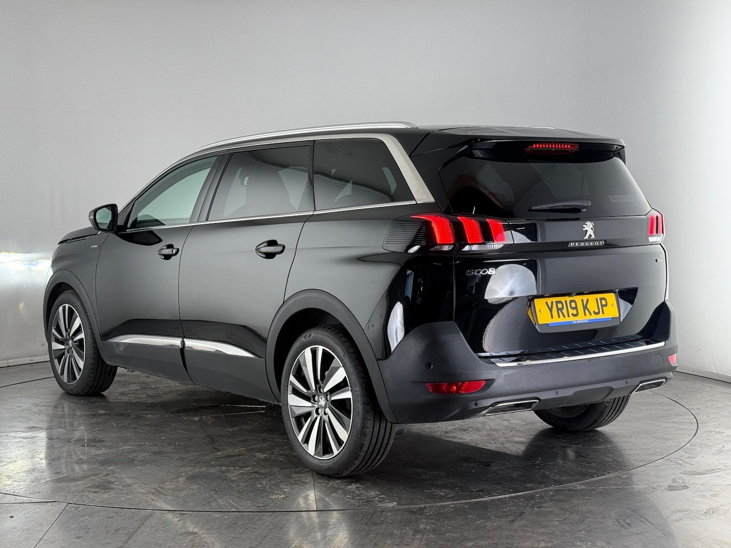 Used Peugeot 5008 2019 for sale - 77216819: Photo 4