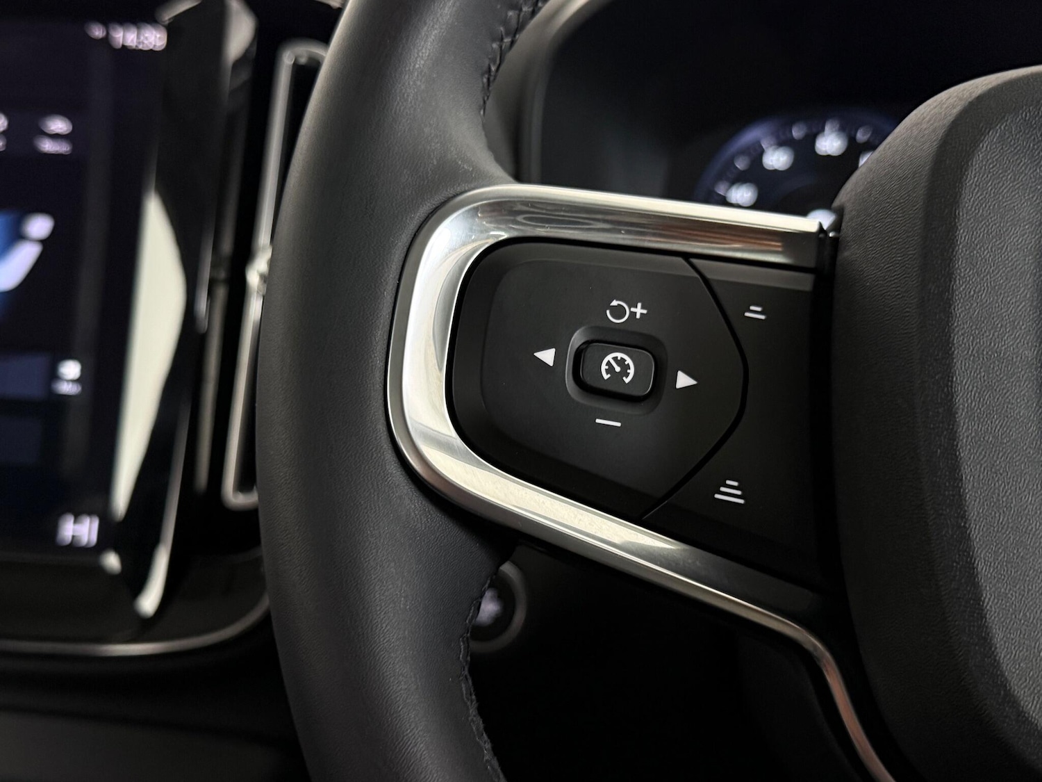 Used Volvo XC40 2021 for sale - 77180814: Photo 19